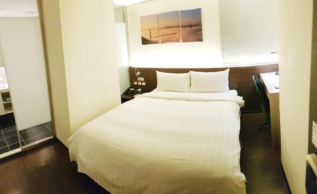 Audi Garden Business Hotel Taoyuan Eksteriør bilde