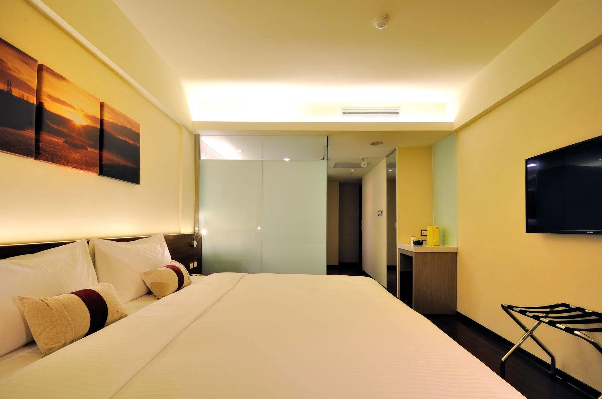 Audi Garden Business Hotel Taoyuan Eksteriør bilde